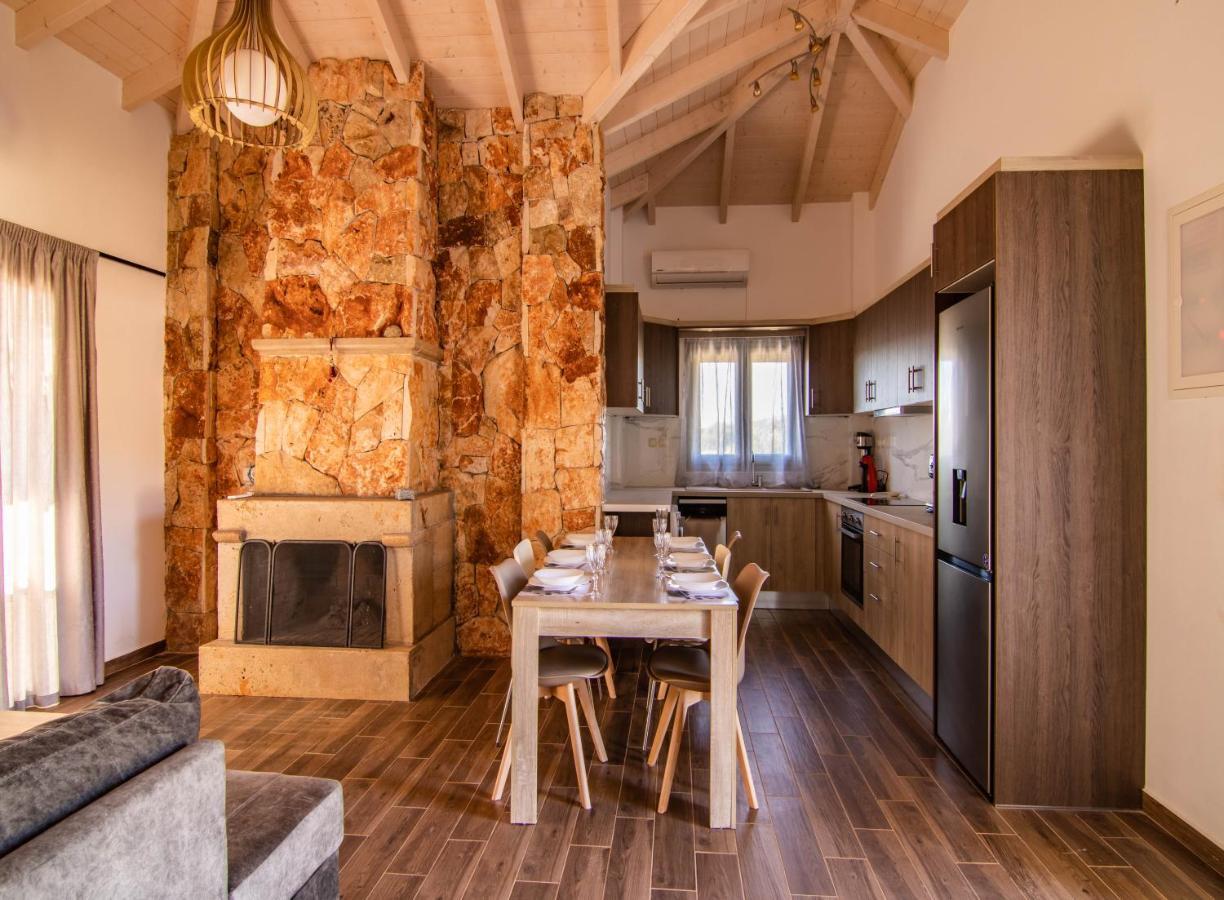 Leo'S Stone Made Villa! Каравадос Екстер'єр фото